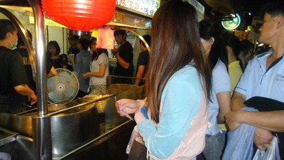 Jajan Enak di Shilin Night Market, Yuk!
