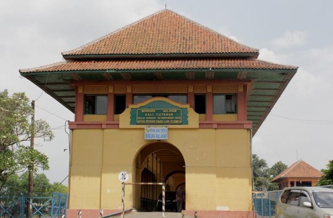 Jalan-jalan Akhir Pekan ke Bendung Walahar Karawang