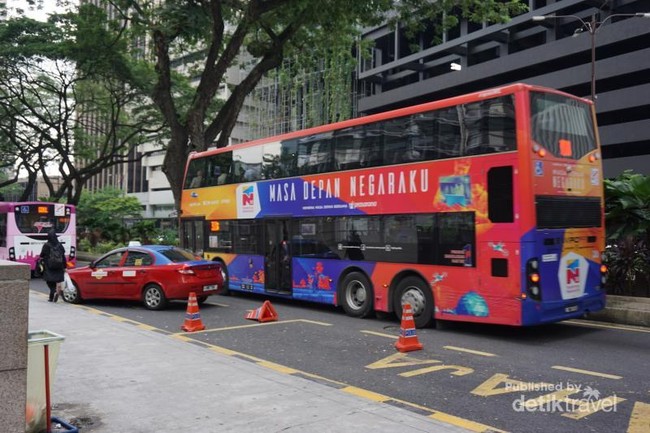 Jalan-jalan Asyik dengan Transportasi Kota