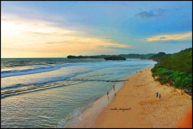 Jelajah Pantai di Gunungkidul