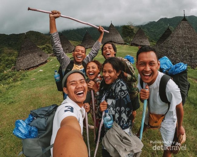 Jelajahi Indahnya Alam dan Budaya Wae Rebo