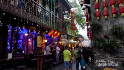 Jinli Street, Tempat Asyik Buat Wisata Belanja di Chengdu