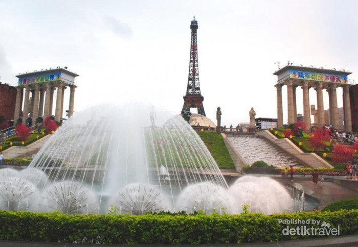 Keliling Dunia Satu Hari di Tiongkok