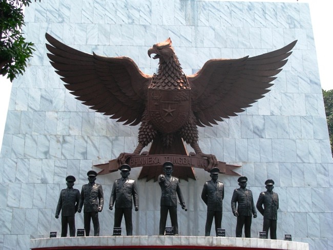 Keliling Indonesia di TMII