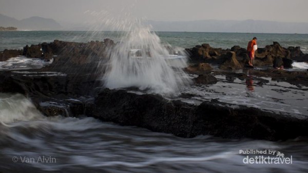 Konon, di Pantai Inilah Nyi Roro Kidul Bersemayam