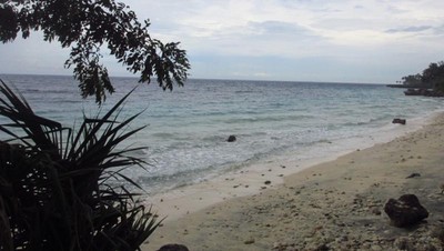 Konon, Pantai Ini Punya 3 Buah Sumur Berair Tawar