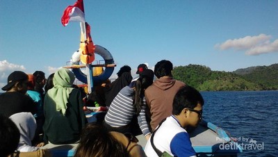 Krakatau yang Tak Pernah Habis Pesonanya