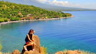 Lekuk Seksi Garis Pantai Amed, Bali
