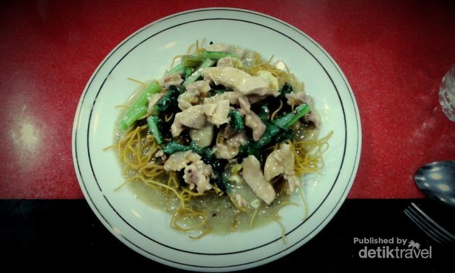 Liburan ke Makassar, Jangan Lewatkan 8 Makanan Ini
