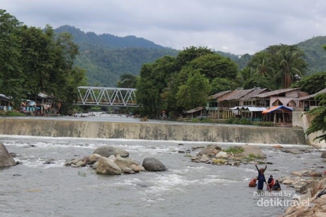 Liburan Lengkap di Aceh, Batee Iliek Jawabannya