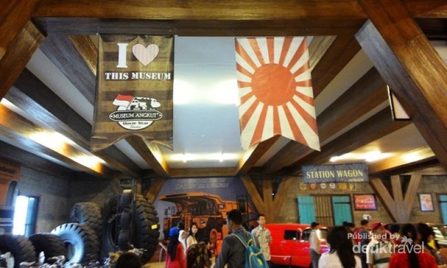 Liburan Sambil Belajar di Museum Angkut