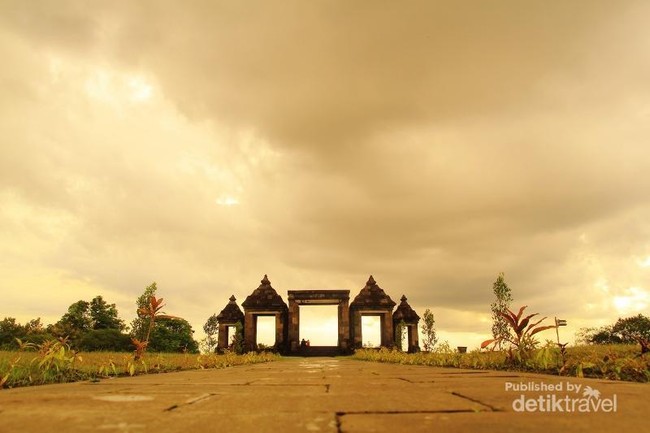 Long Weekend ke Yogyakarta, Yuk Foto-foto di Istana Ratu Boko