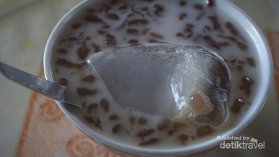 Main ke Ponorogo, Jangan Lupa Cicipi Dawet Jabung