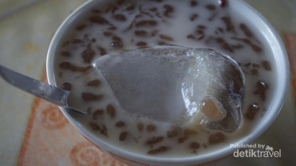 Main ke Ponorogo, Jangan Lupa Cicipi Dawet Jabung