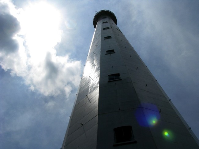 Main-main di Menara Suar dan Karang Bolong, Anyer