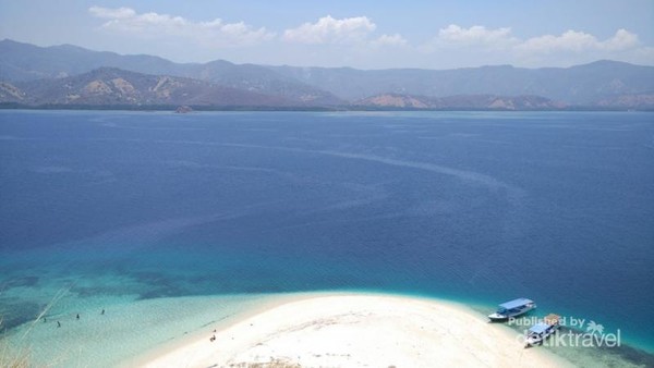Maladewa? Pulau Indah Ini Ada di NTT