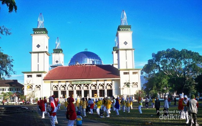 Masjid Agung Garut yang Tua & Bersejarah