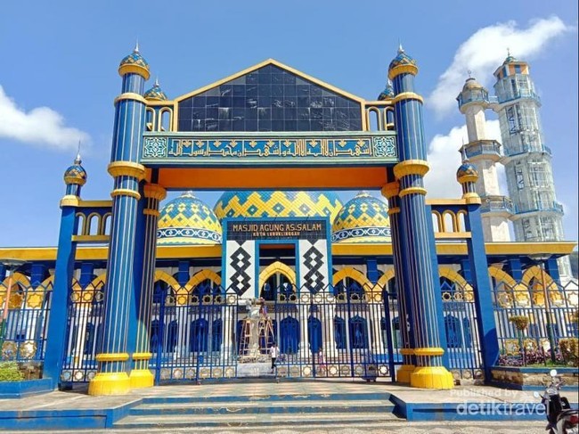 Masya Allah, Megahnya Masjid Agung As-Salam di Lubuk Linggau