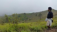 Gunung Guntur punya 3 puncak