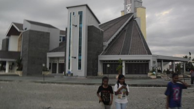 Megahnya Katedral Tiga Raja Timika