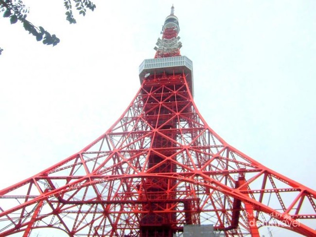 Megahnya Tokyo Tower dari Berbagai Sudut