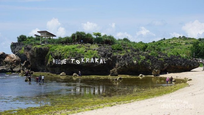 Melancong ke Pantai Krakal di Gunungkidul