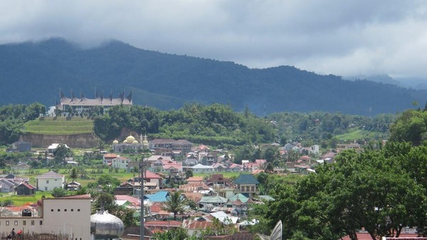 Menangkap Sudut-Sudut Cantik Kota Bukittinggi