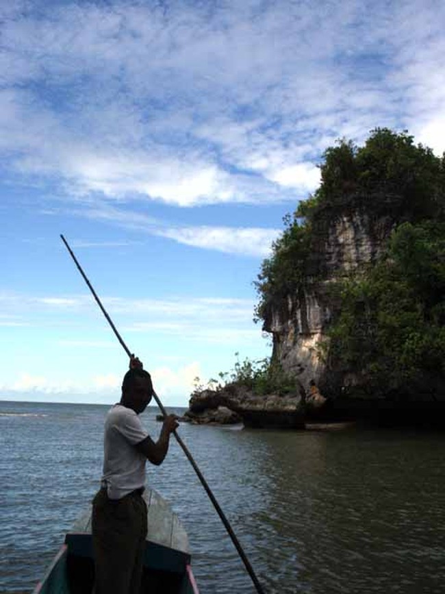 Menapaki Sejarah di Kokas