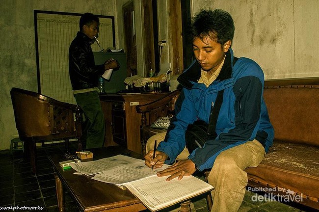 Menembus Belantara Pegunungan Hyang Argopuro