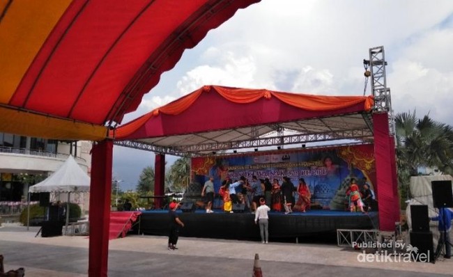 Mengenang Waisak di Lagoi
