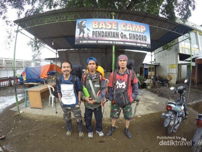 Menggapai Lautan Awan di Puncak Sindoro