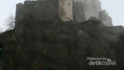 Mengulik Sejarah Kastil Vianden di Luxemburg