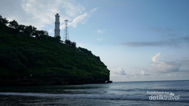 Menilik Aktvitas Nelayan di Pantai Baron