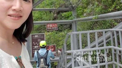 Menjelajahi Trek yang Diapit 2 Tebing dari Taiwan