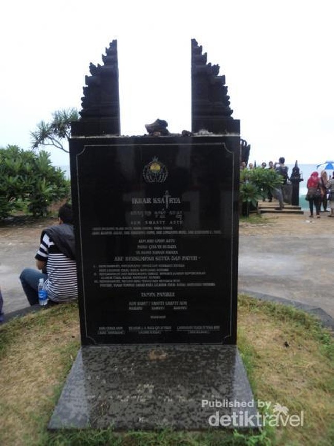 Merayakan Nyepi di Pura Pantai Ngobaran Gunungkidul