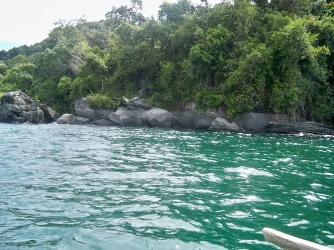 Mitos Dibalik Batu