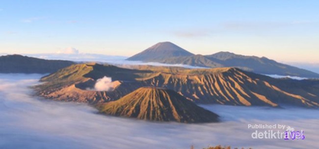 Mungkin Ini Gunung Berapi Teramai di Indonesia