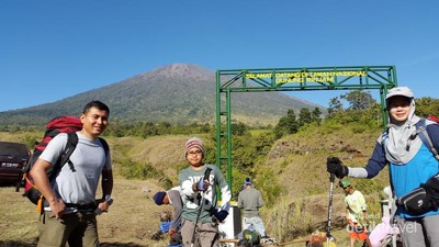 Naik Gunung Rinjani Bersama Anak, Lebih Asyik dari ke Mal
