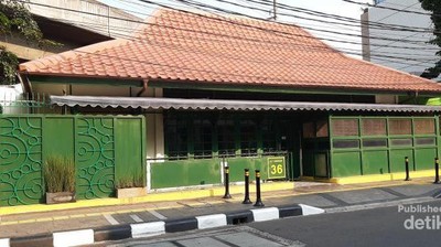 Nikmatnya Mie Ayam Legendaris di Jakarta