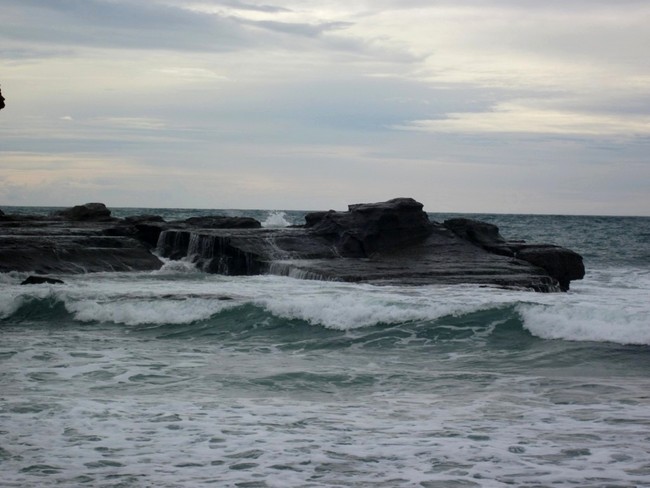 Nirwana di Selatan Pulau Jawa Itu Bernama Pantai Klayar