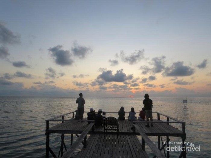 Pagi Hari yang Indah di Derawan