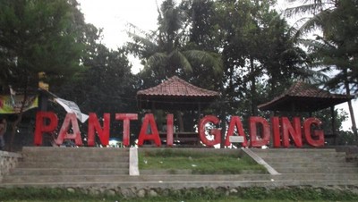 Pantai Anti Mainstream yang Belum Kamu Tahu di Lombok