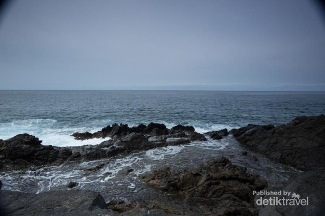 Pantai di Aceh Ini Punya Jejak Kaki Raksasa