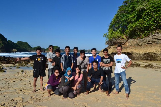 Pantai Goa Cina Malang, Pantai Perawan Sejuta Pesona