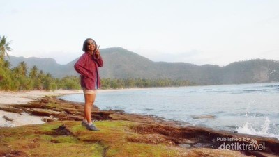 Pantai Nipah, Spot Keren untuk Melihat Sunset di Lombok
