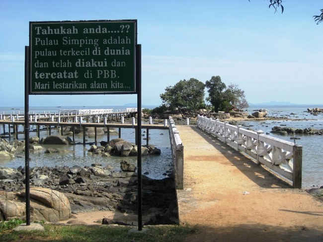 Pantai Sinka dan Pulau Simping, Singkawang