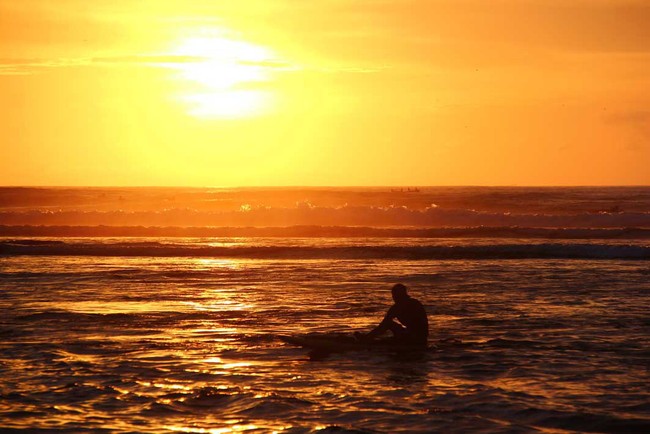 Pantai Suluban, Surga Baru Bagi Peselancar