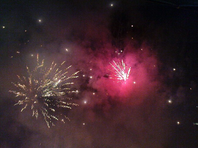 Parade Kembang Api Menutup Jogja Java Carnival 2010 Dengan Megah