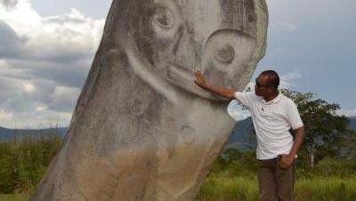 Patung Pulau Paskah Ada Saudaranya di Poso