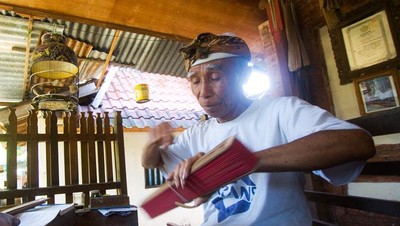 Penulis Lontar, I Wayan Muditadnana